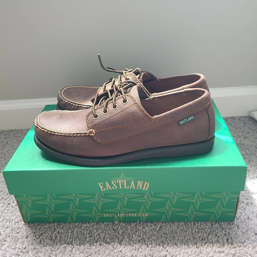 NWT Eastland Falmouth Boat Shoe